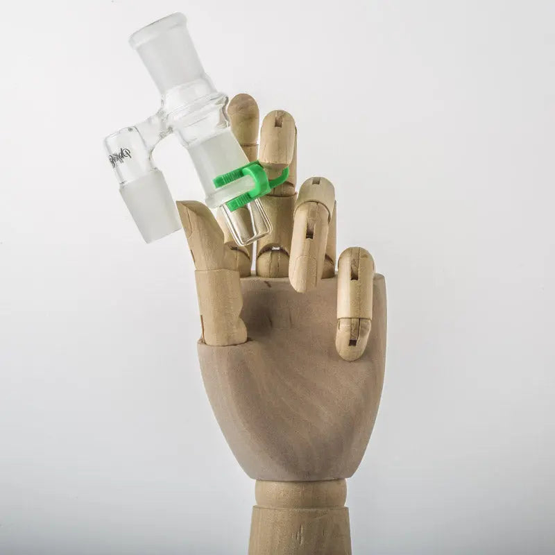 18mm Male To Female Reclaim Catcher 90 Degree